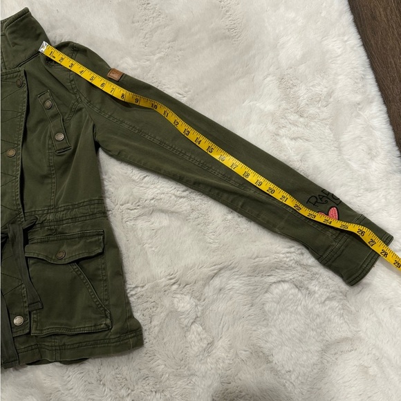 Hollister Cotton Twill Cargo Jacket Green Olive embroidery womens teens XS - Picture 12 of 14
